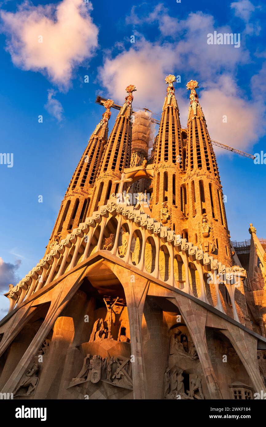 Fachada de la Pasión, Basilica della Sagrada Familia. Barcellona. Spagna. La Basilica e la Chiesa espiatoria della Sacra famiglia è un grande cattolico romano Foto Stock