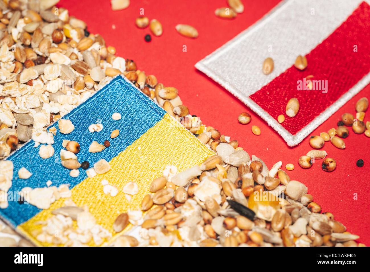 Blocco del grano dall'Ucraina, grano ucraino in Polonia, problema degli agricoltori polacchi, inondazione del mercato con vari tipi di prodotti agricoli Foto Stock