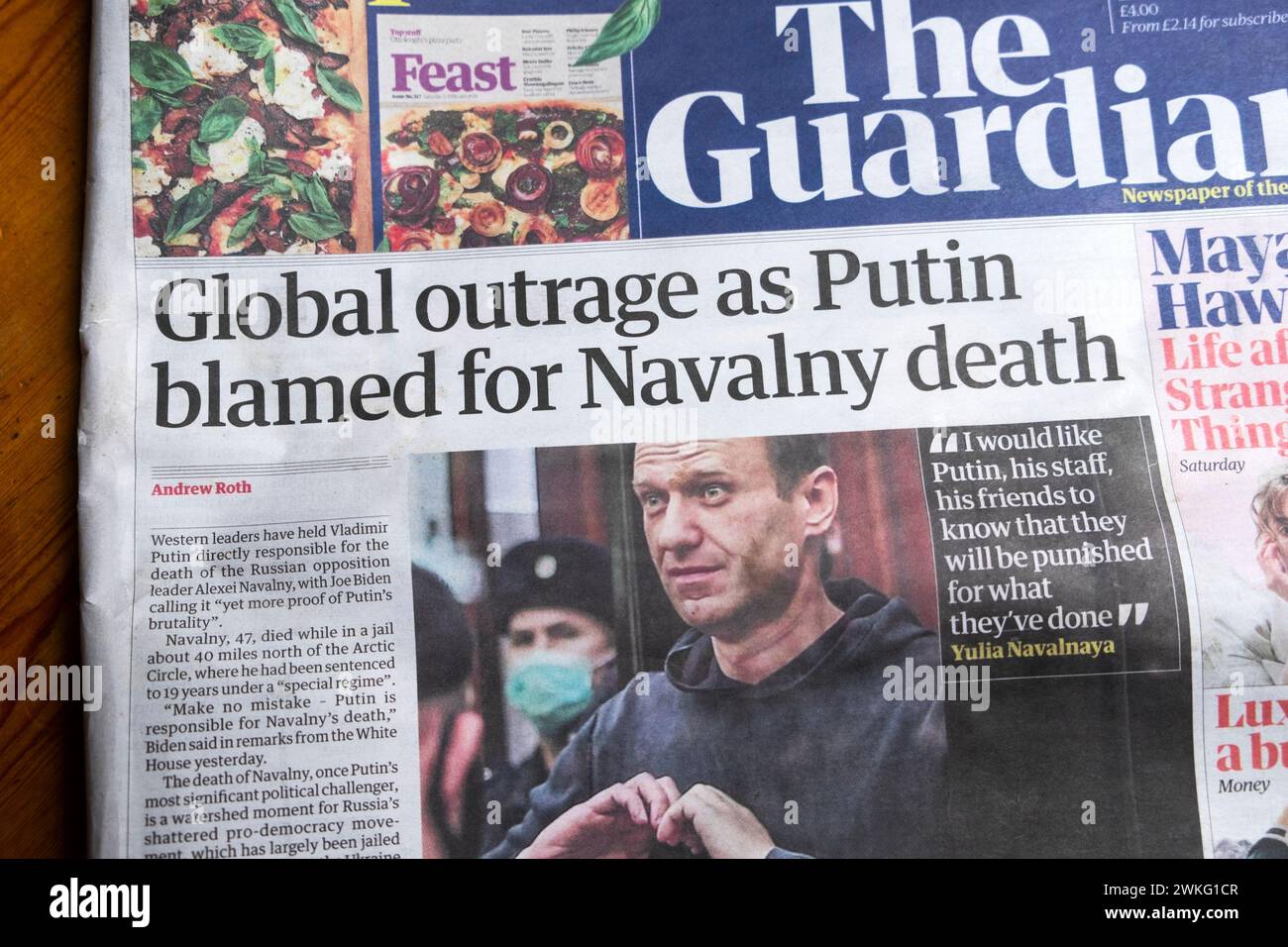 "Oltraggio globale come Putin ha incolpato per Navalny Death" testata del quotidiano Guardian in prima pagina russo Alexi Navalny ucciso in Russia 14 febbraio 2024 Regno Unito Foto Stock