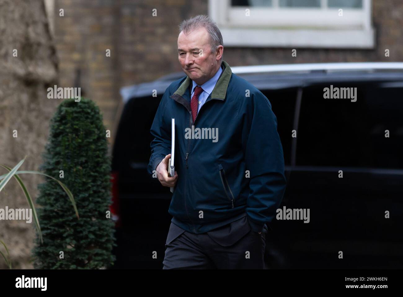 Londra, Regno Unito. 19 febbraio 2024. Simon Hart arriva a Downing Street prima di una riunione di gabinetto a Londra. (Foto di Tejas Sandhu/SOPA Images/Sipa USA) credito: SIPA USA/Alamy Live News Foto Stock