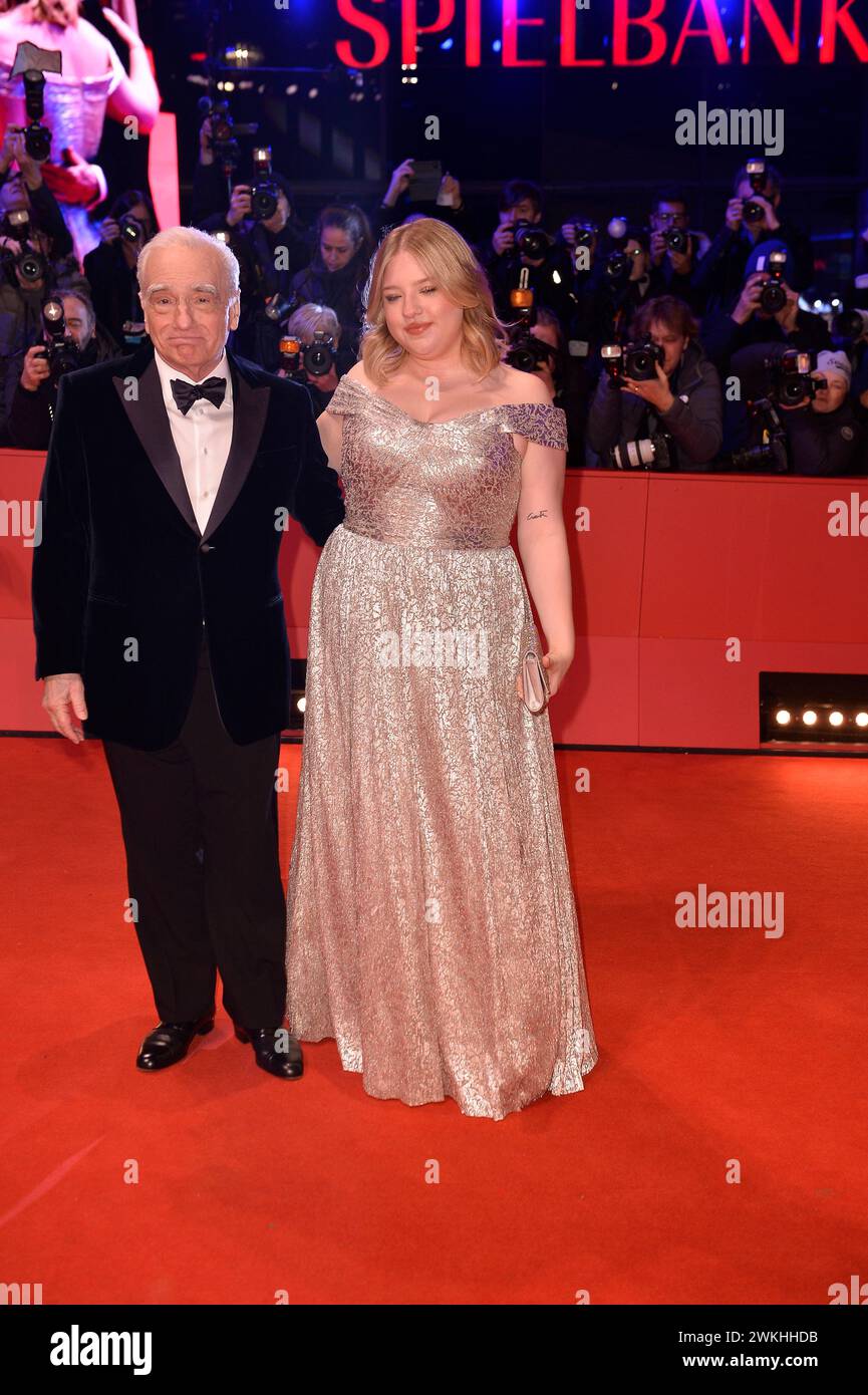 Martin Scorsese mit Tochter Francesca Scorsese bei der Ankunft zu der Verleihung des Goldenen Ehrenbären bei den 74. Internationalen Filmfestspielen a Berlino 20.02.2024 *** Martin Scorsese con la figlia Francesca Scorsese all'arrivo per la presentazione dell'Orso d'Oro Onorario al 74° Festival Internazionale del Cinema di Berlino 20 02 2024 Foto Stock