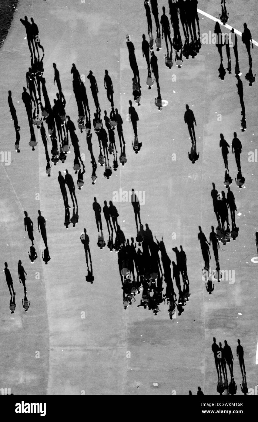 Tifosi di calcio visti dalla torre olimpica, circa 1995, Monaco, Baviera, Germania Foto Stock