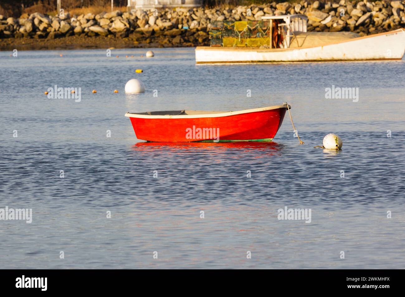Barche ancorate a Rye Harbor a Rye, New Hampshire, la mattina presto. Foto Stock