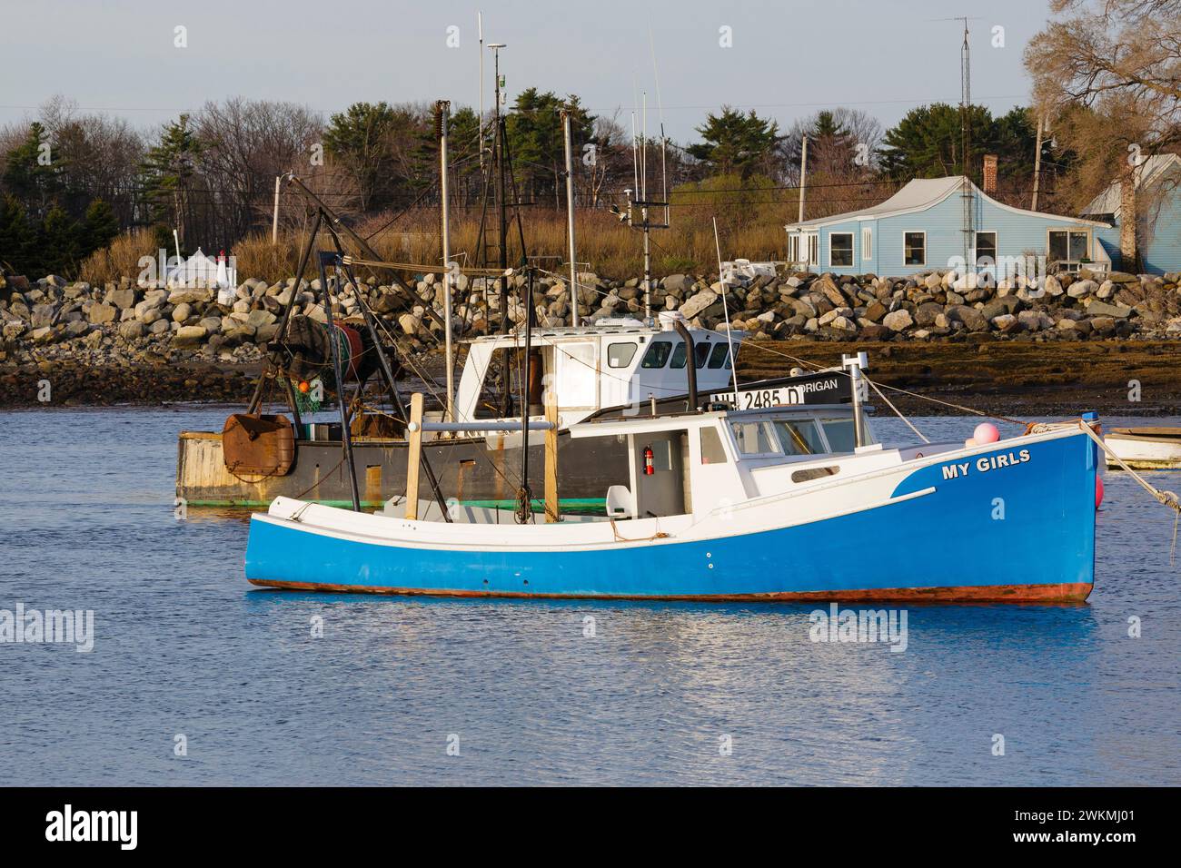 Barche ancorate a Rye Harbor a Rye, New Hampshire, la mattina presto. Foto Stock
