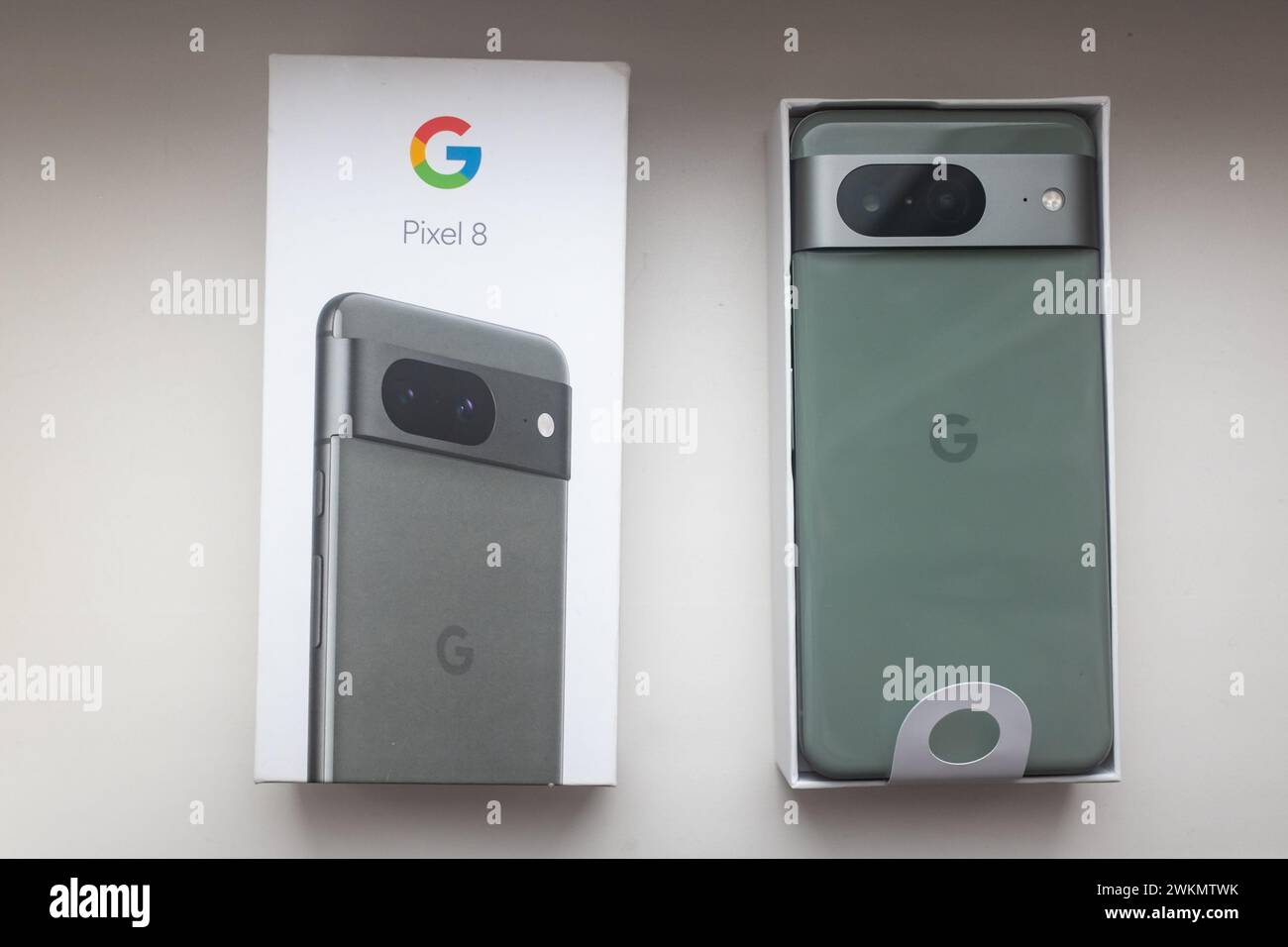 21 febbraio 2024, Mosca, Russia. Il nuovo smartphone di Google Pixel 8 Foto Stock