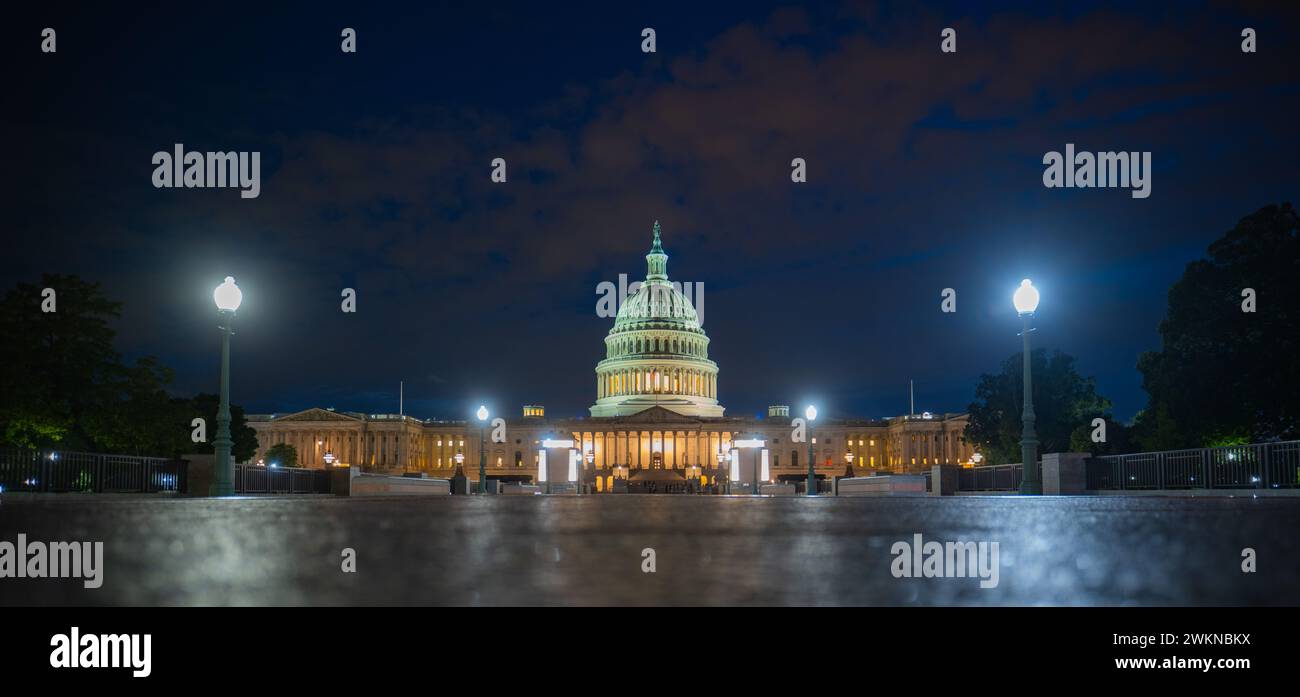 Edificio del Campidoglio a Washington DC. Il Campidoglio storico incarna i valori democratici. La cupola dei capitoli è un capolavoro. Il Campidoglio neoclassico simboleggia l'unità. Foto Stock