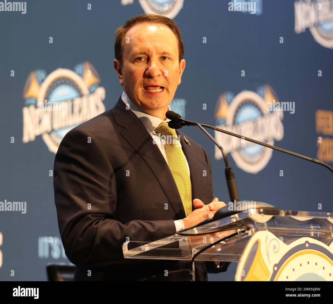 New Orleans, Stati Uniti. 21 febbraio 2024. Il governatore della Louisiana Jeff Landry parla durante la conferenza stampa del Super Bowl LIX Kickoff al Club XLIV a New Orleans, Louisiana, mercoledì 21 febbraio 2024. (Foto di Peter G. Forest/Sipa USA) credito: SIPA USA/Alamy Live News Foto Stock