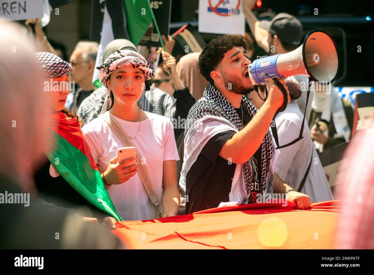 Foto di Tim Cuff - dicembre 2023 - marcia anti-Israele di protesta, Sydney, Australia Foto Stock
