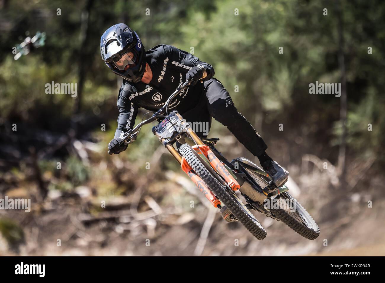 Maydena, Tasmania, Australia. 22 febbraio 2024. MAYDENA, AUSTRALIA - 22 FEBBRAIO: L'Irlanda Ronan Dunne si prepara davanti alla Red Bull Hardline Tasmania il 22 febbraio 2024 a Maydena, Australia. (Credit Image: © Chris Putnam/ZUMA Press Wire) SOLO PER USO EDITORIALE! Non per USO commerciale! Foto Stock