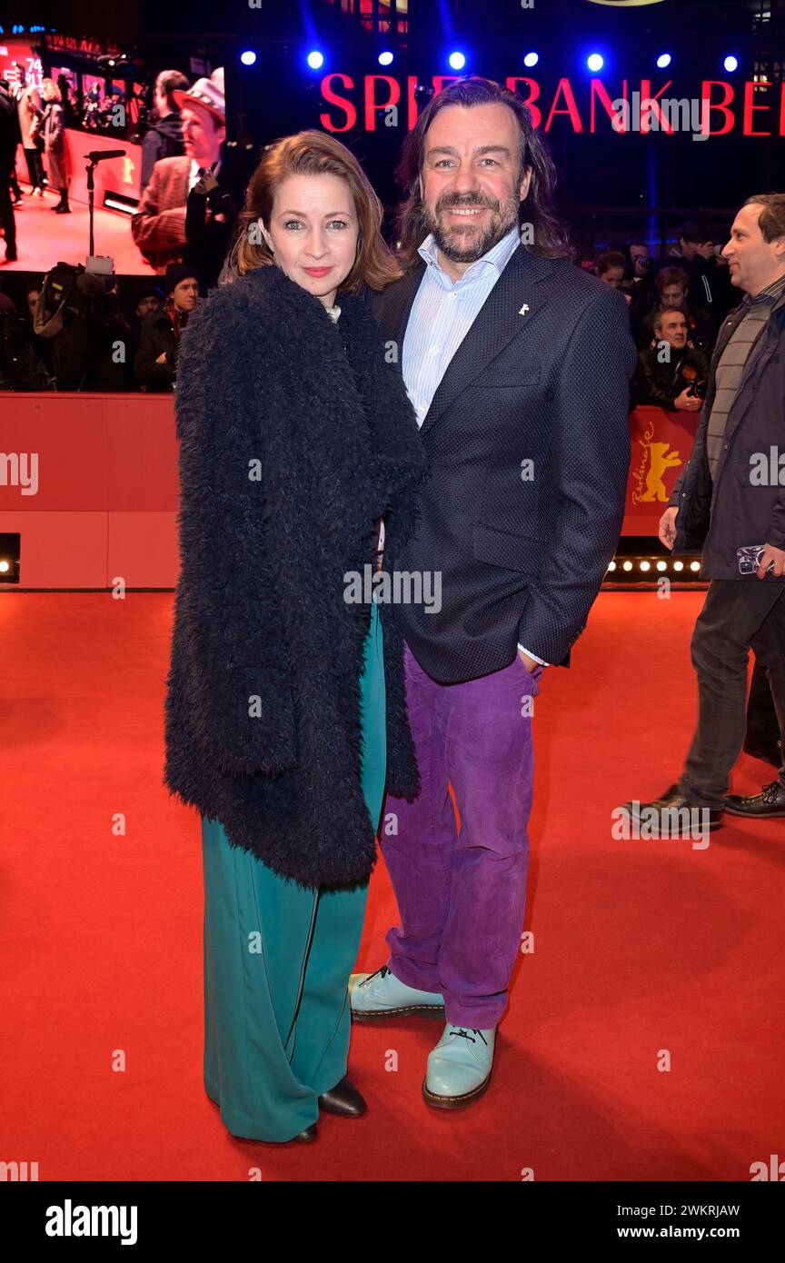 Loretta Stern und Matti Klemm bei der Verleihung des Goldenen Ehrenbären an Martin Scorsese auf der Berlinale 2024 / 74. Internationale Filmfestspiele Berlin im Berlinale Palast. Berlino, 20.02.2024 Foto Stock