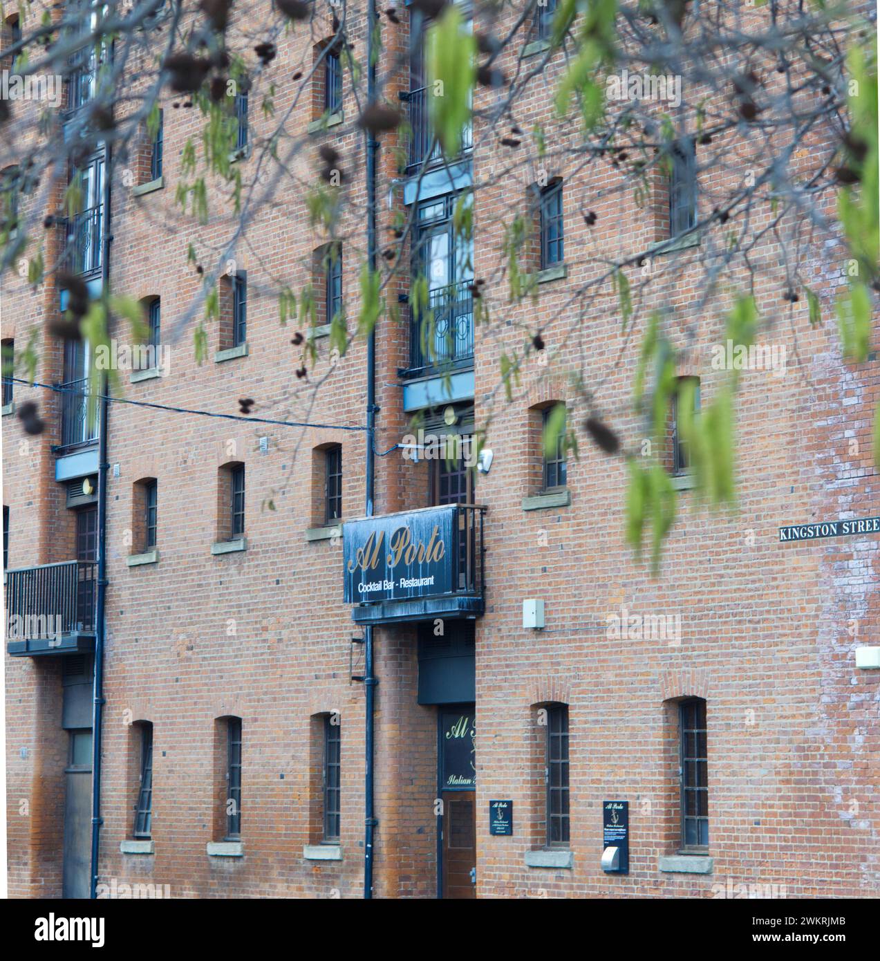 La nuova area Marina di Hull, Yorkshire, Regno Unito e il cocktail bar e ristorante al Porto Foto Stock