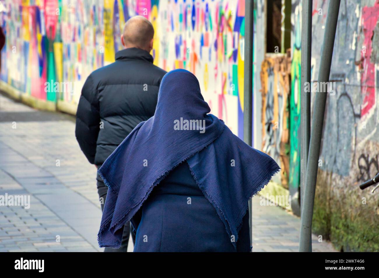 Glasgow, Scozia, Regno Unito. 22 febbraio 2024. Meteo nel Regno Unito: Soleggiato su Buchanan Street, il miglio di stile e la capitale dello shopping della Scozia. Credit Gerard Ferry/Alamy Live News Foto Stock