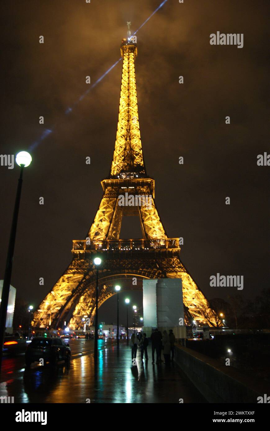 TorreEiffelNoite Foto Stock