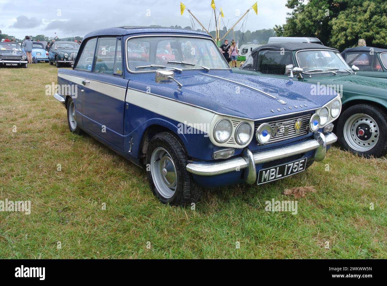 Una Triumph Vitesse del 1967 parcheggiata in mostra al 48th Historic Vehicle Gathering, Powderham, Devon, Inghilterra, Regno Unito. Foto Stock