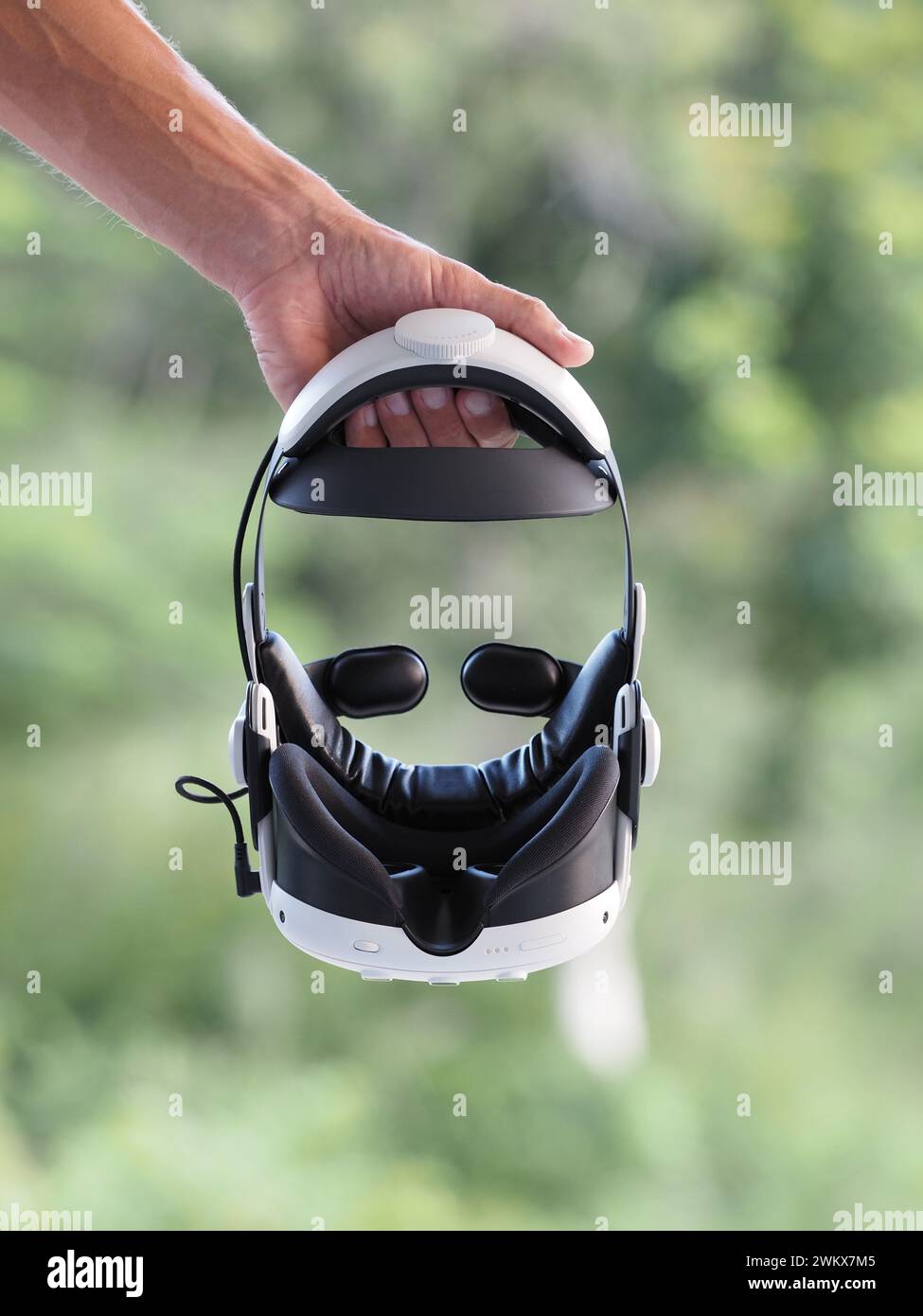 Occhiali di protezione per realtà aumentata, VR, AR, outdoor. Primo piano. Foto Stock