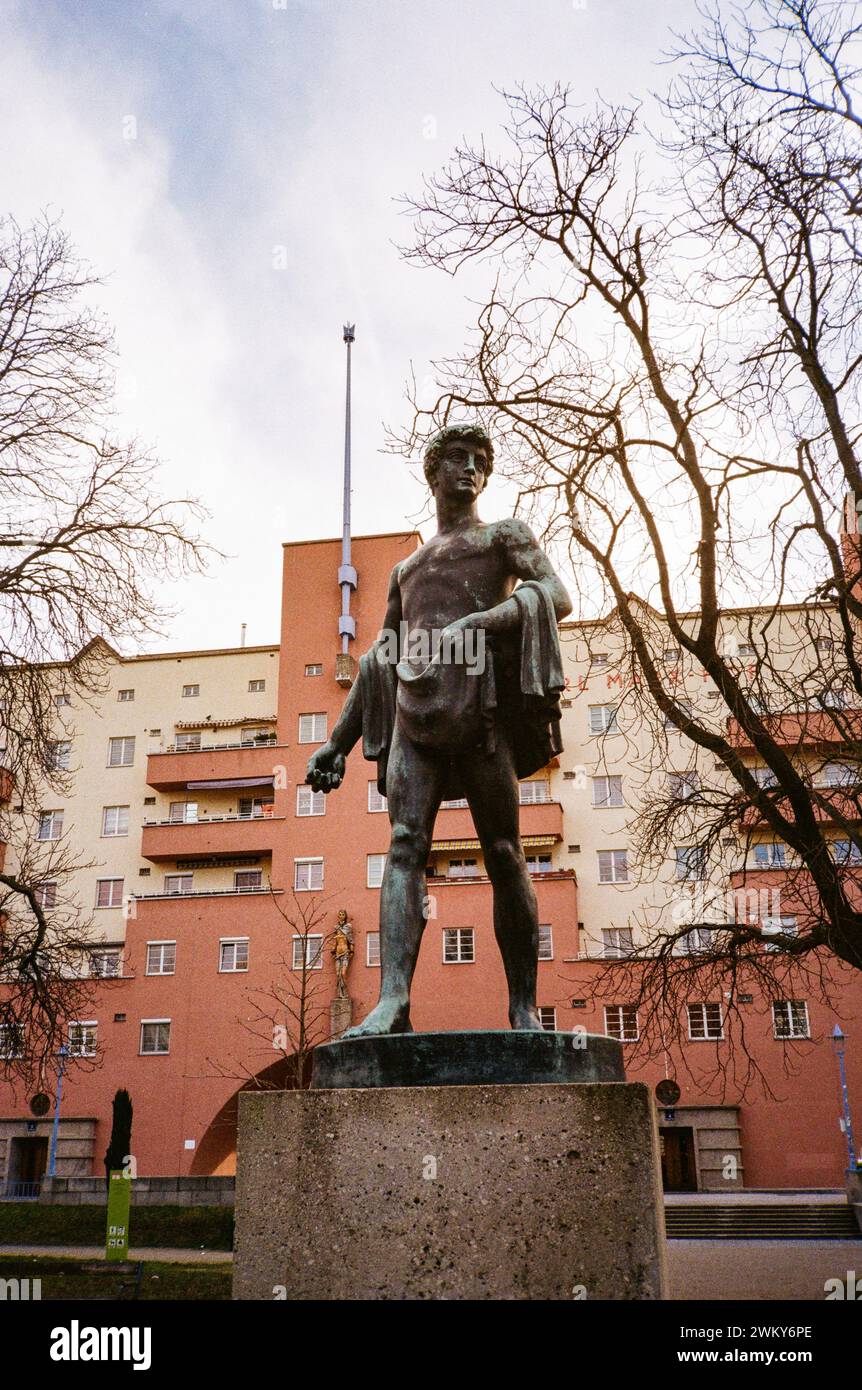 Karl Marx-Hof o Karl Marx corte, Vienna, Austria. La più lunga singolo edificio residenziale nel mondo Foto Stock