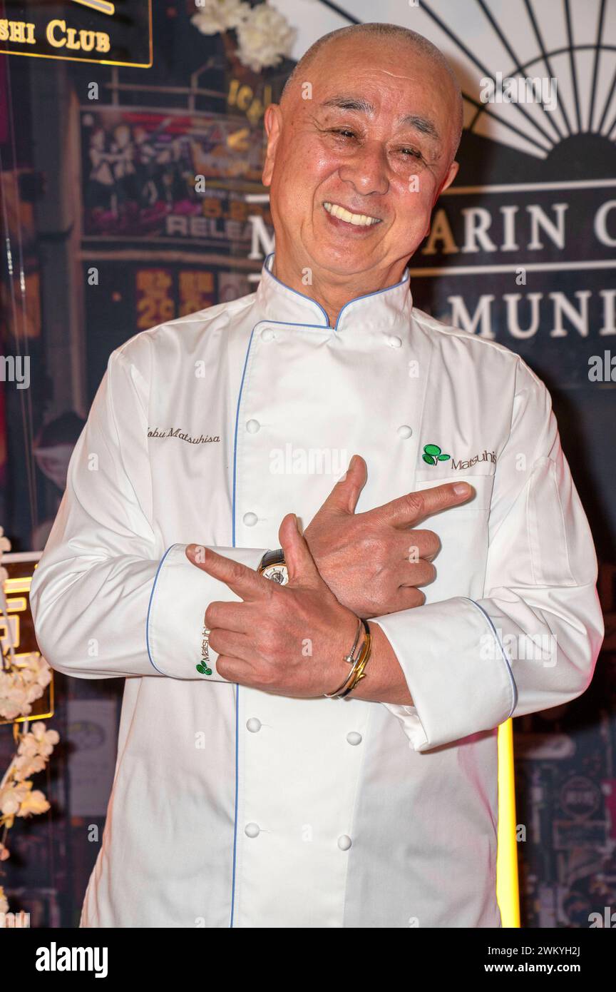 Festa Nobu Matsuhisa bei der Shibuya Crossing in Hotel Mandarin Oriental. München, 22.02.2024 *** Nobu Matsuhisa al Shibuya Crossing Party al Mandarin Oriental Hotel Munich, 22 02 2024 foto:Xn.xKolinzx/xFuturexImagex shibuya party 4264 Foto Stock