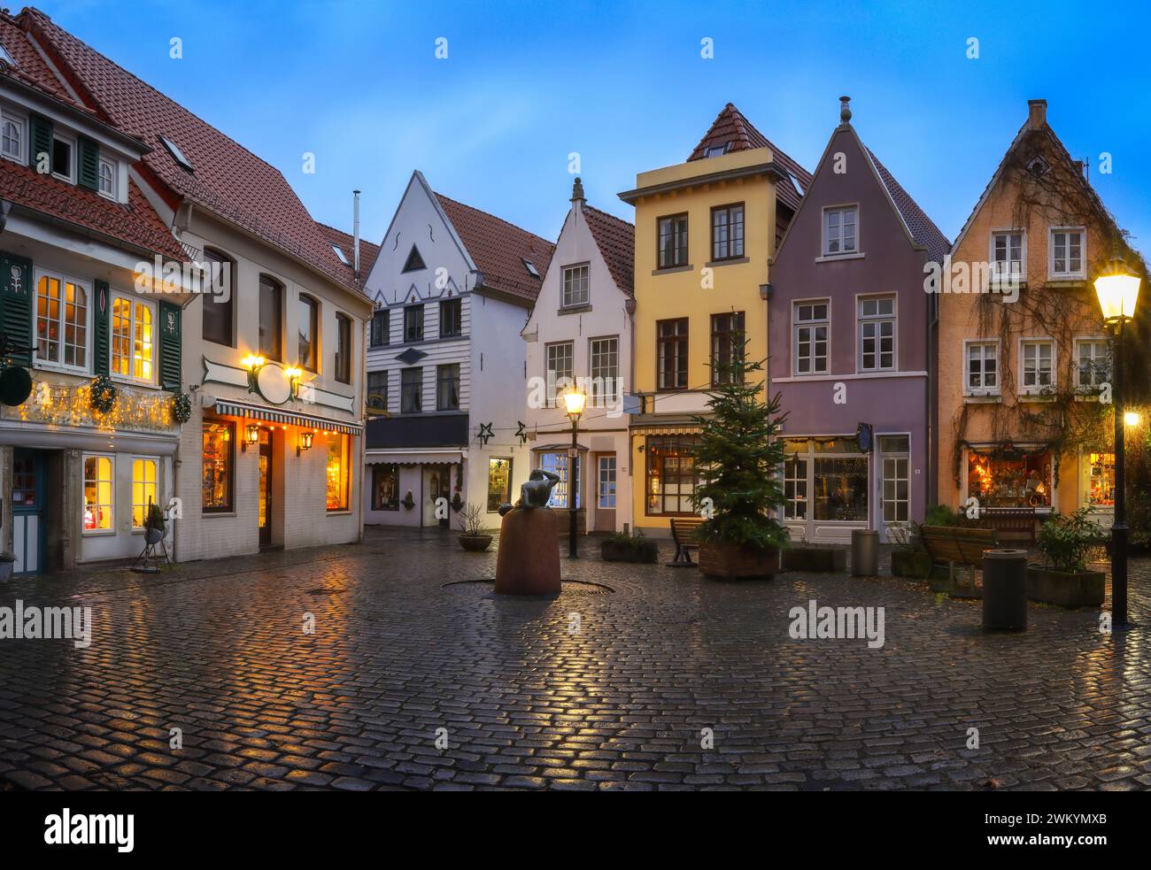 Blaue Stunde im Schnoorviertel a Brema, Germania. Foto Stock