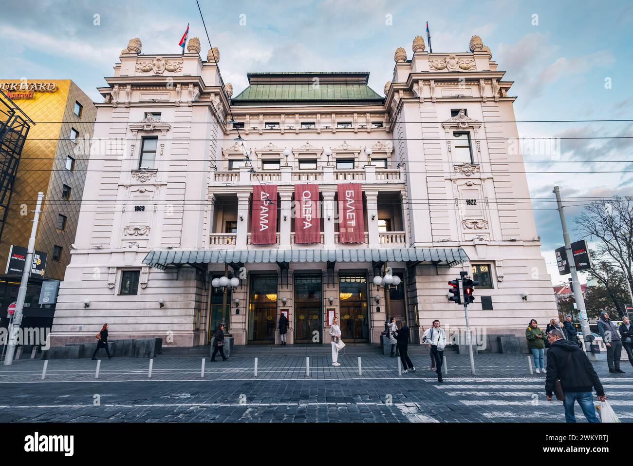 20 novembre 2023, Belgrado, Serbia: Lo storico teatro dell'opera di Belgrado, un gioiello culturale. Foto Stock