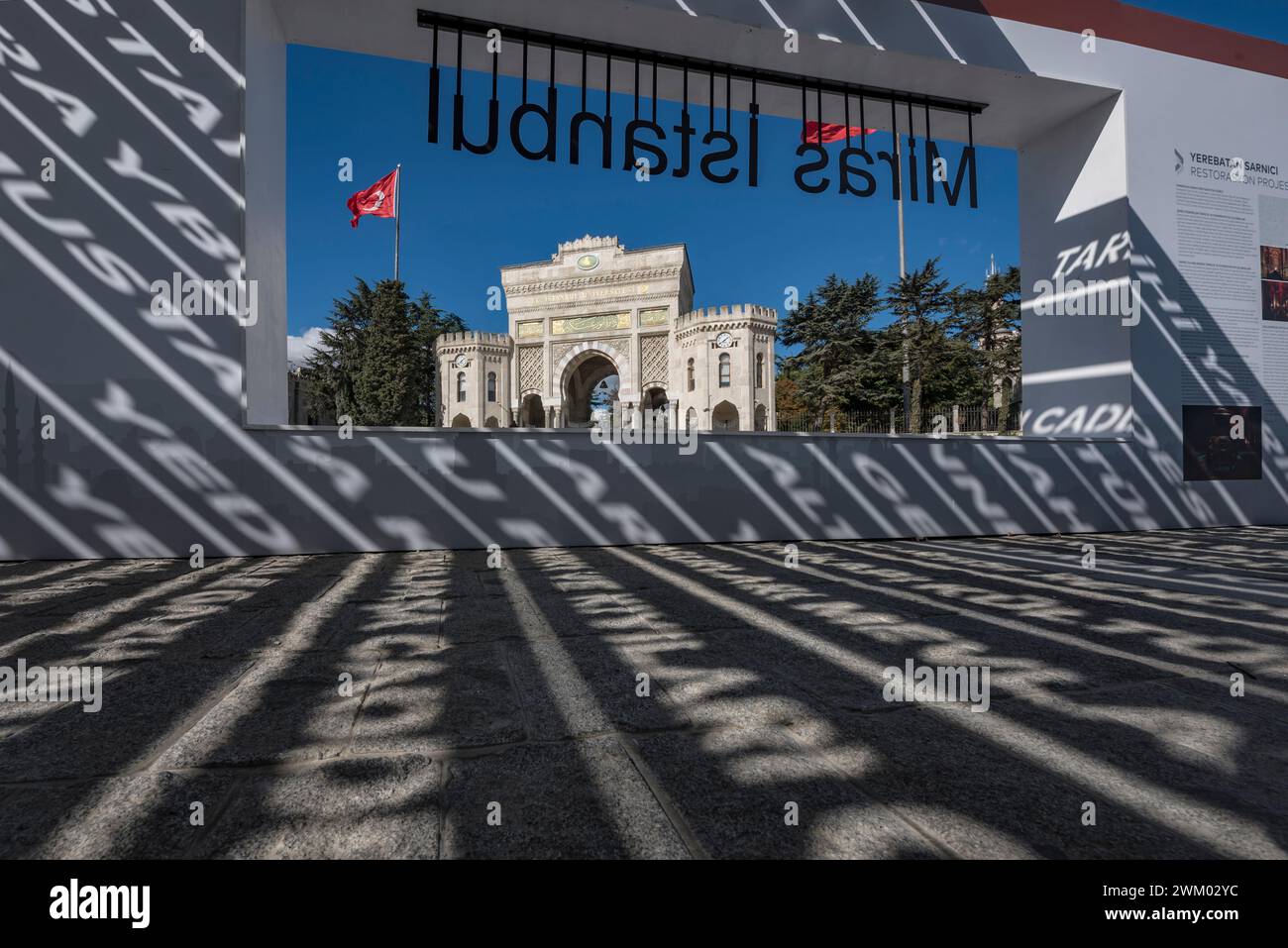 Beyazit Square a Istanbul, Turchia Foto Stock