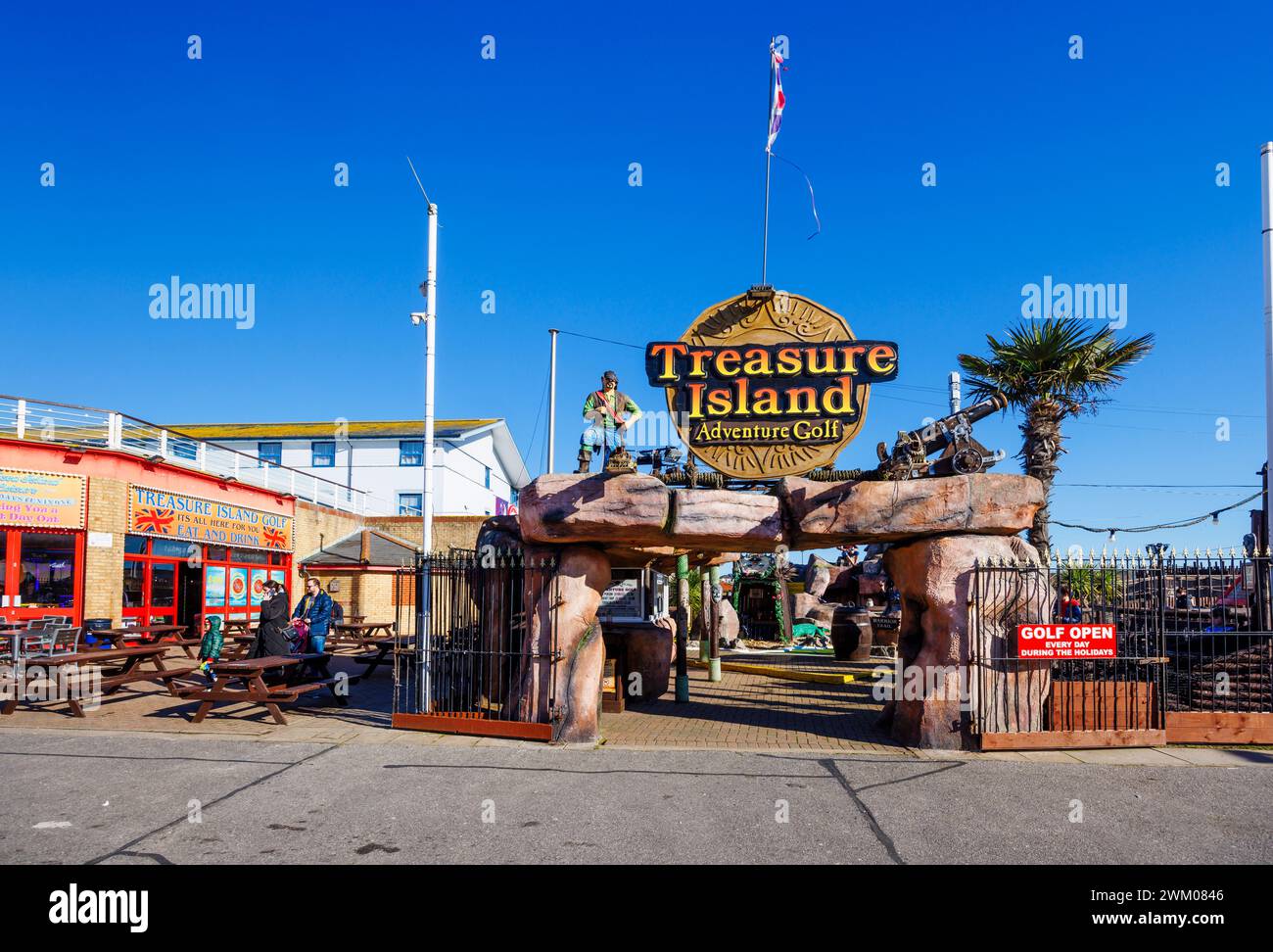 Treasure Island Adventure Golf, minigolf a tema pirata a Southsea, Portsmouth, Hampshire, un resort di vacanza sul Solent nella costa meridionale dell'Inghilterra Foto Stock