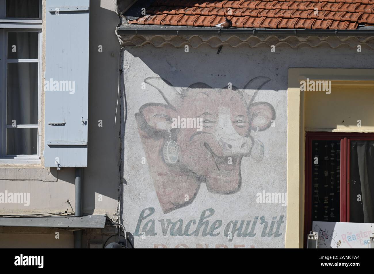 Un vecchio spot dipinto nel centro di Beziers, in Francia Foto Stock