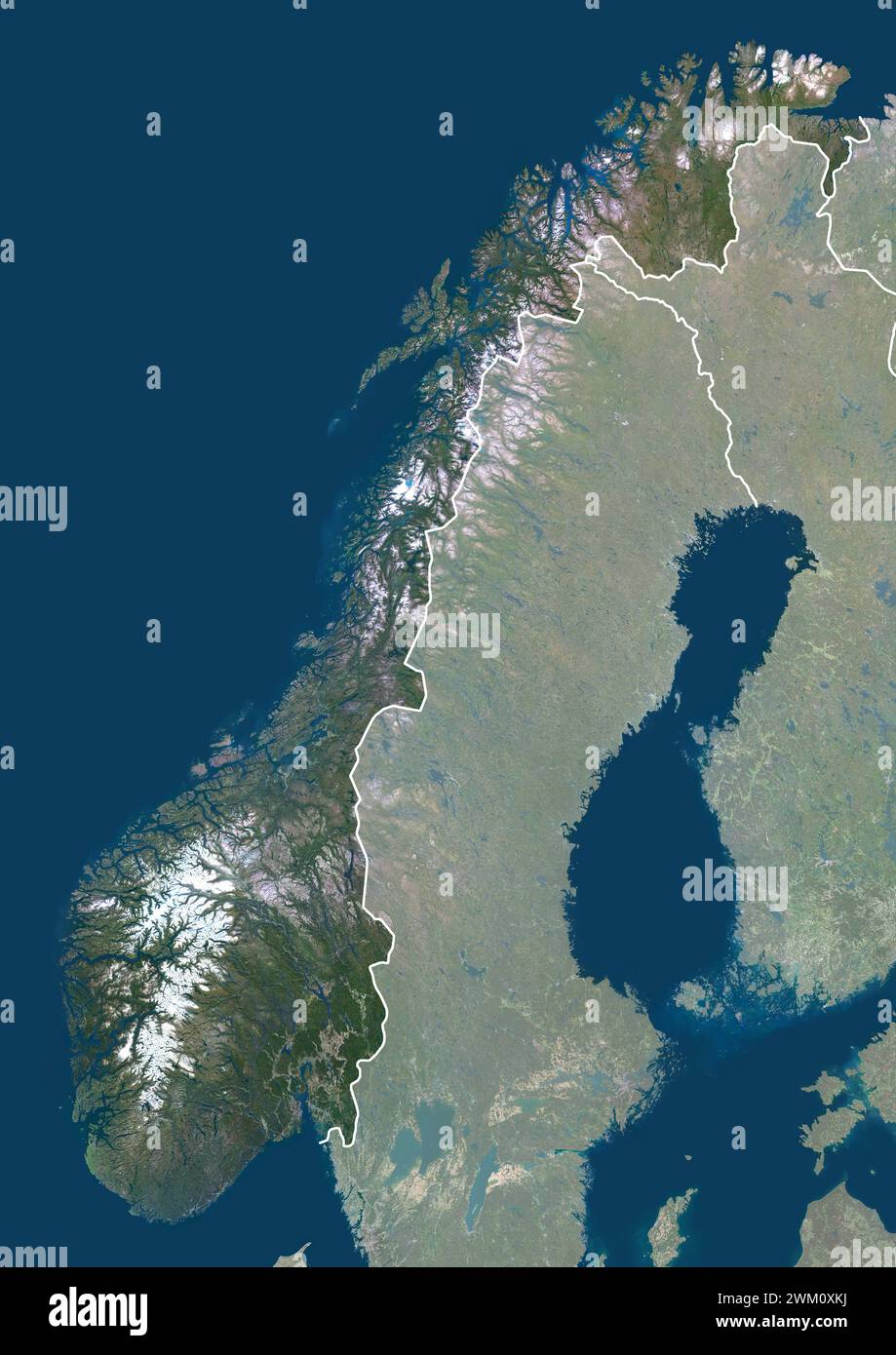 Immagine satellitare a colori della Norvegia, con bordi e maschera. Foto Stock