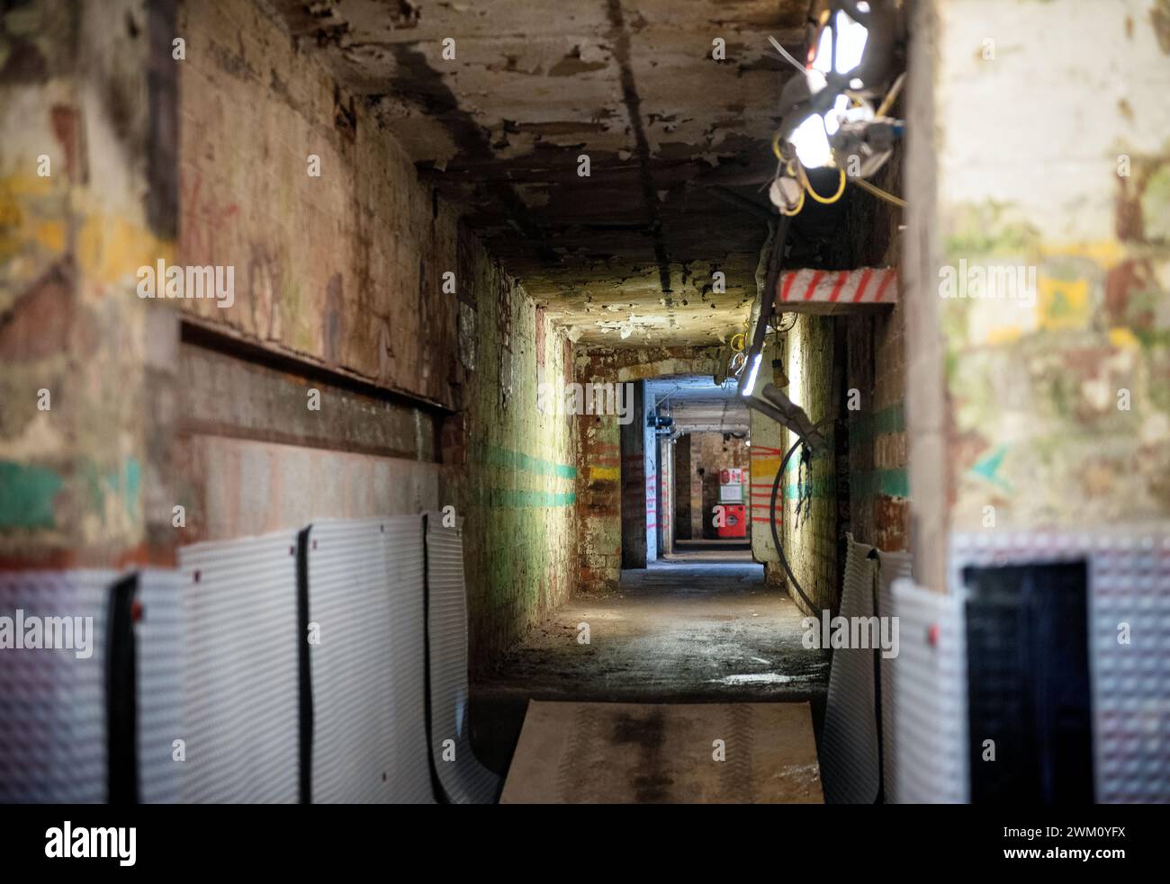 L'interno della piscina Govanhill Baths durante i lavori di ristrutturazione nel lato sud di Glasgow 2023 Foto Stock