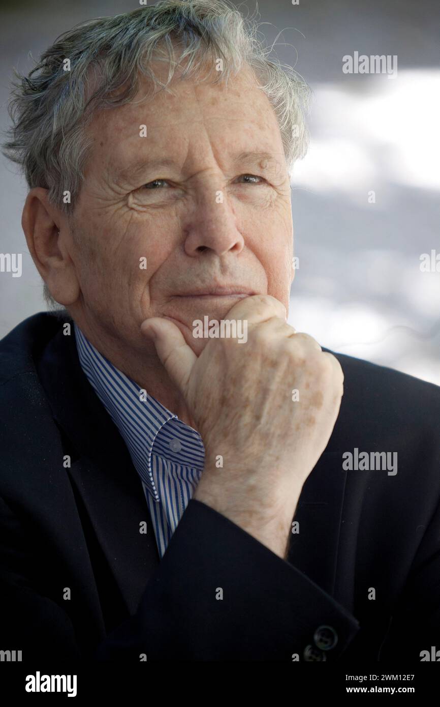 3826400 Amos Oz; (add.info.: Festival delle Letterature, Roma 2012. Lo scrittore israeliano Amos Oz / 'Festival Letterature', Roma 2012. Lo scrittore Amos Oz); © Marcello Mencarini. Tutti i diritti riservati 2024. Foto Stock