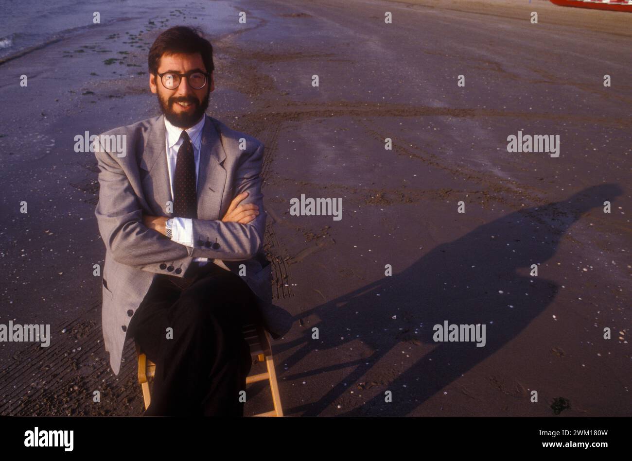 3832364 John Landis; (add.info.: Lido di Venezia, Mostra del Cinema di Venezia 1989. Regista americano John Landis, membro della giuria / Lido di Venezia, Mostra del Cinema di Venezia 1989. Il regista John Landis, membro della giuria); © Marcello Mencarini. Tutti i diritti riservati 2024. Foto Stock