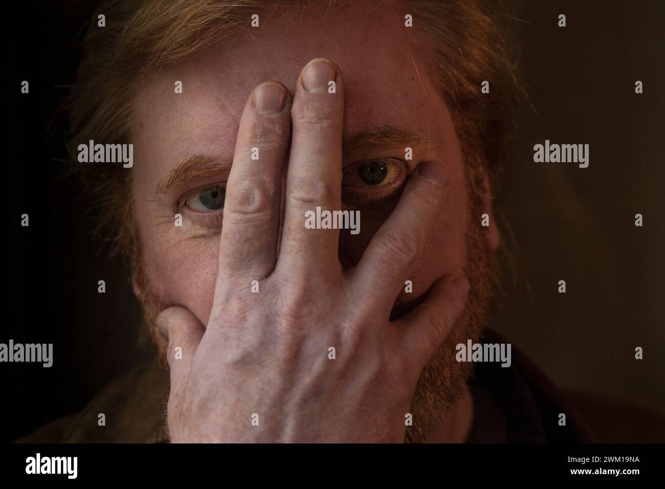 4065812 Lione, Quais du Polar 2017. Scrittore britannico di thriller J.R. Ellory (foto); (add.info.: Lione; Lione, Francia; Francia, Palais de la BourseQuais du Polar 2017 Lione, Quais du Polar 2017. Lo scrittore inglese di thriller J.R. Ellory); © Marcello Mencarini. Tutti i diritti riservati 2024. Foto Stock