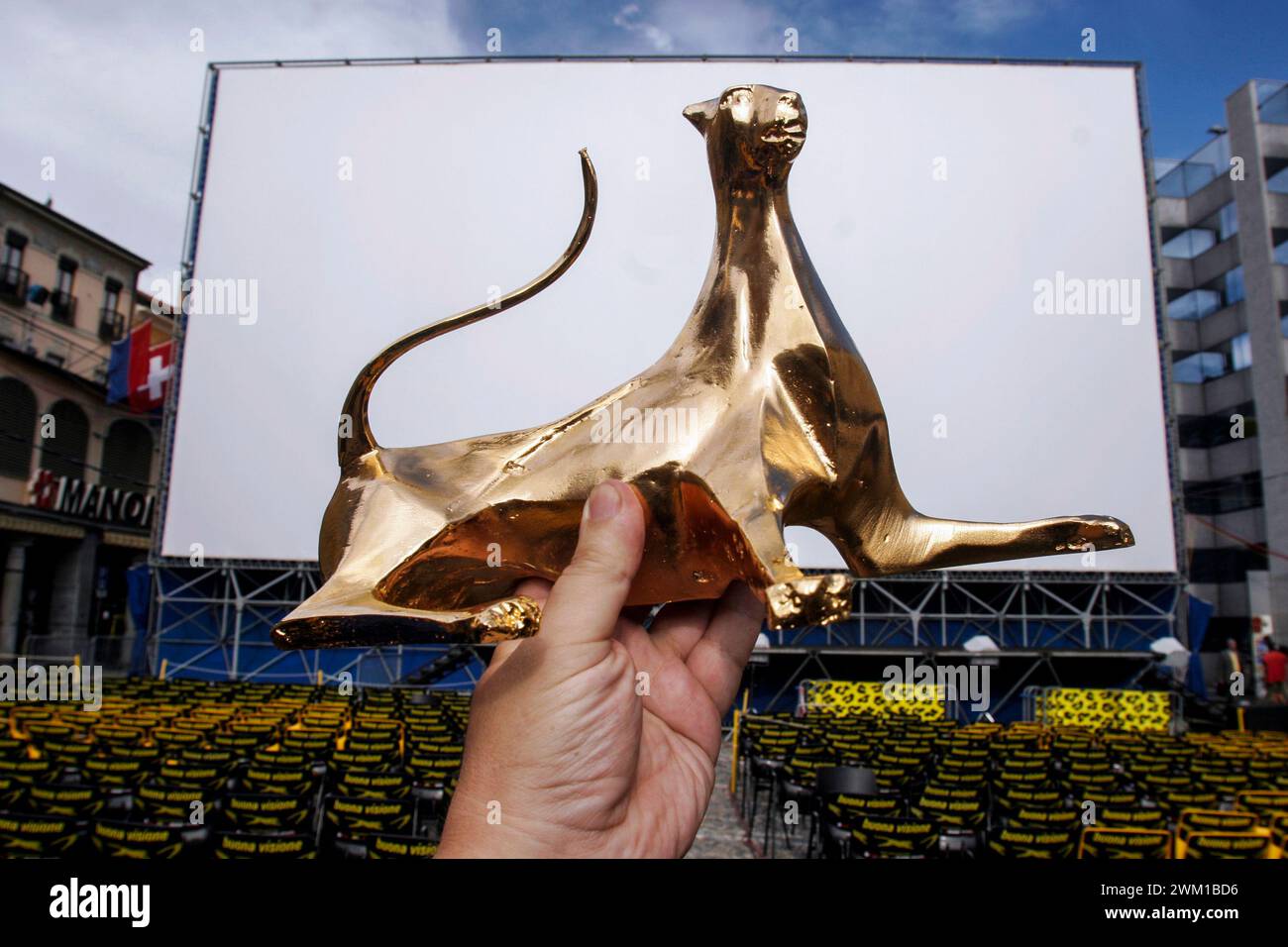 4066562 Locarno International Film Festival; (add.info.: Locarno International Film Festival 2006. Pardo d'oro (Golden Leopard), il primo premio del festival. Festival del Cinema di Locarno 2006. Il pardo d'oro, premio principale del Festival - © Marcello Mencarini); © Marcello Mencarini. Tutti i diritti riservati 2024. Foto Stock