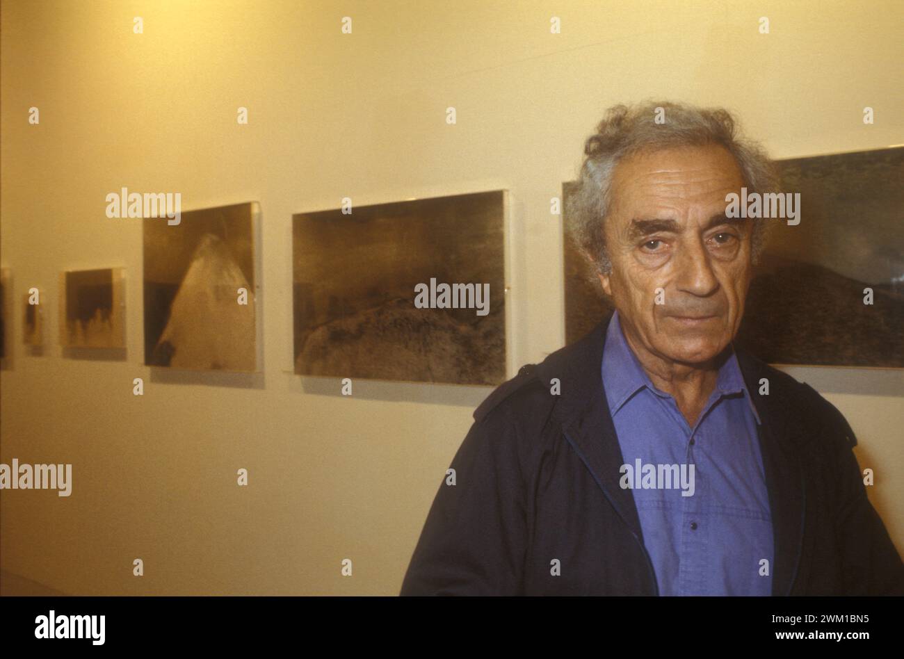 4066712 Mostra del Cinema di Venezia, 1983. Il regista italiano Michelangelo Antonioni (foto); (add.info.: Lido di Venezia; Lido di Venezia, Italia, mostra del Cinema di Venezia, 1983. Il regista Michelangelo Antonioni); © Marcello Mencarini. Tutti i diritti riservati 2024. Foto Stock