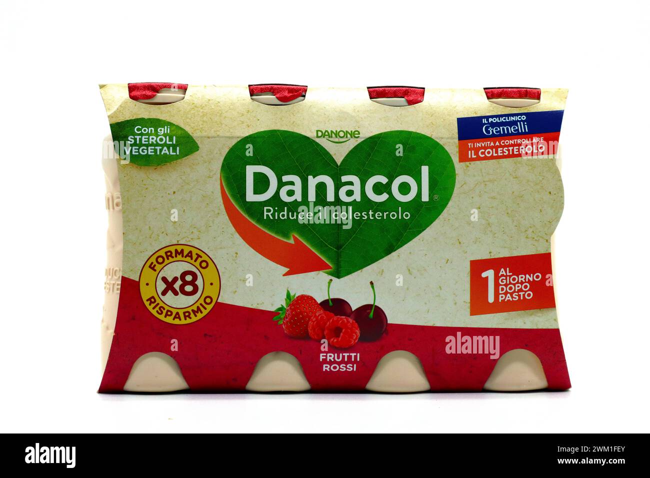 Flaconi Danacol con latte a basso contenuto di grassi arricchiti con steroli vegetali che riducono il colesterolo nel sangue. Danacol è un marchio della società benefica Danone Nutricia S.p.A. Foto Stock