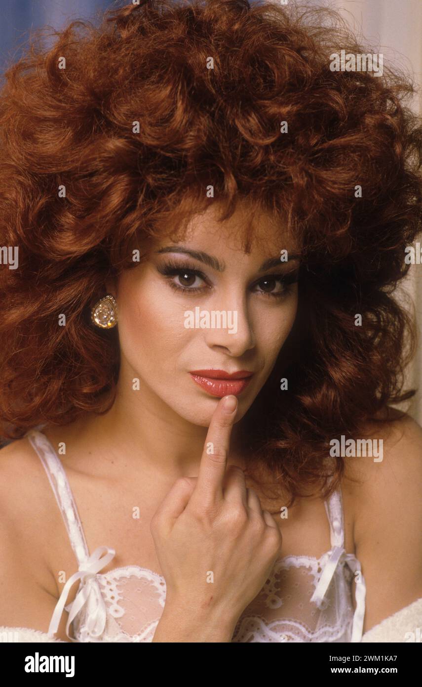 4070045 showgirl italiana Carmen Russo, 1984 (foto); (add.info.: la showgirl Carmen Russo, 1984); © Marcello Mencarini. Tutti i diritti riservati 2024. Foto Stock
