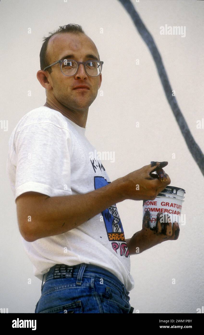 MME4701834 artista americano Keith Haring (1958-1990) nel 1989. Pisa Italia; (add.info.: artista americano Keith Haring (1958-1990) nel 1989. Pisa Italia); © Marcello Mencarini. Tutti i diritti riservati 2024. Foto Stock