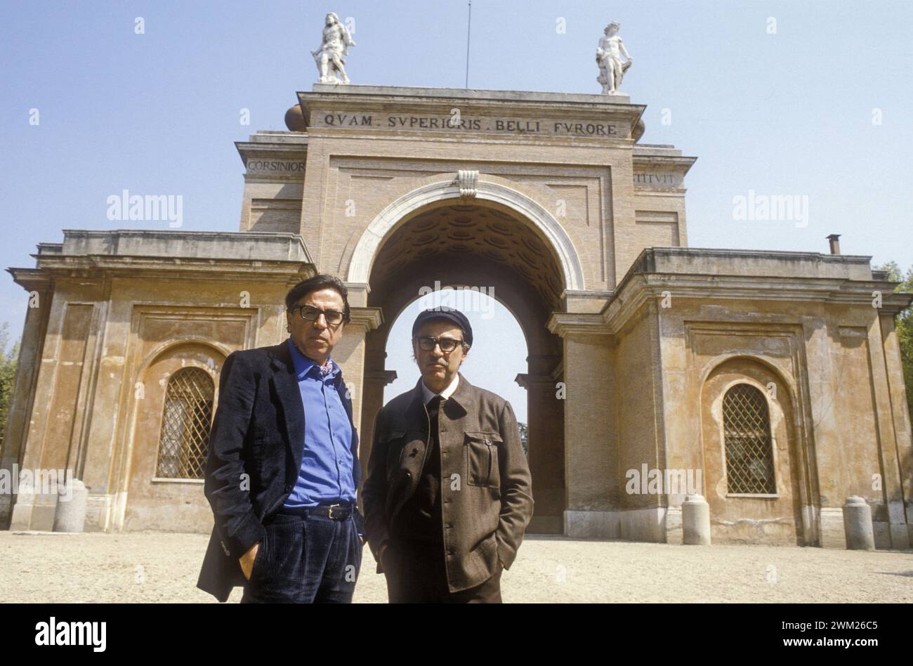 MME4786229 Roma, Villa Pamphili, 1985. Registi italiani Paolo e Vittorio Taviani/Roma, Villa Pamphili, 1985. Registro Paolo e Vittorio Taviani -; (add.info.: Roma, Villa Pamphili, 1985. Registi italiani Paolo e Vittorio Taviani/Roma, Villa Pamphili, 1985. Registro Paolo e Vittorio Taviani -); © Marcello Mencarini. Tutti i diritti riservati 2024. Foto Stock