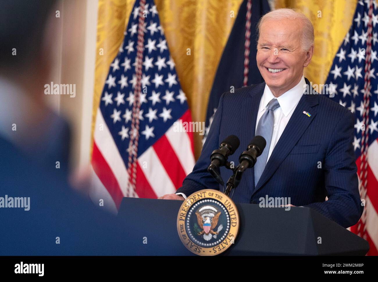 Washington, Stati Uniti. 23 febbraio 2024. Il presidente Joe Biden fa delle osservazioni durante il meeting invernale della National Governors Association nella sala orientale della Casa Bianca, venerdì 23 febbraio 2024. Biden si rivolse ai governatori dopo aver annunciato altre sanzioni russe. Foto di Leigh Vogel/UPI credito: UPI/Alamy Live News Foto Stock