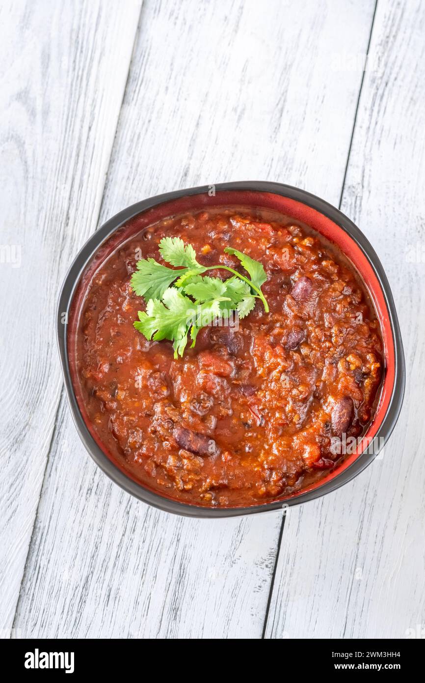 Ciotola di peperoncino con carne speziato Foto Stock