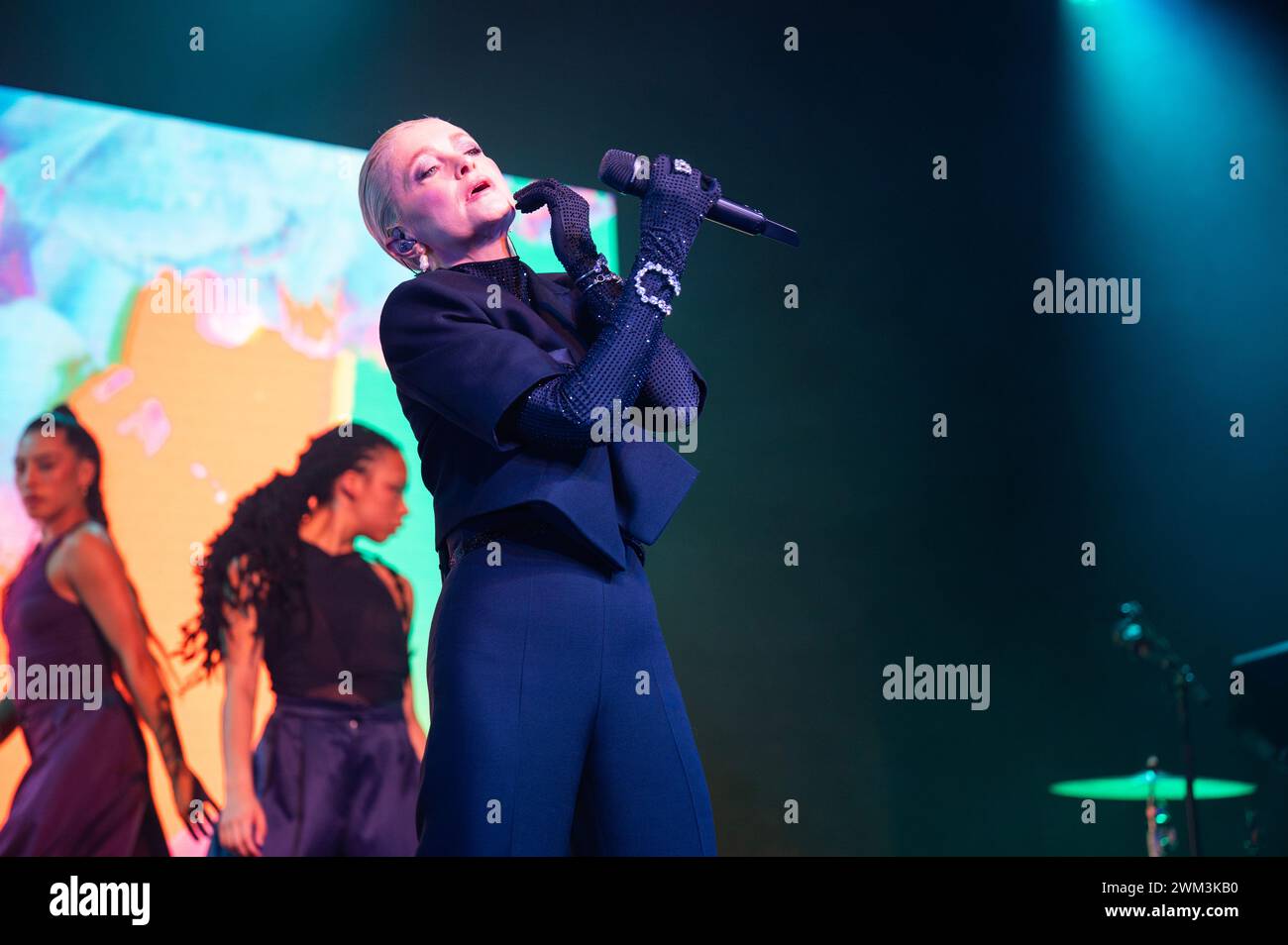 Manchester, Regno Unito. 23 febbraio 2024. Alison Goldfrapp si esibisce alla Manchester Academy nel suo tour solista "The Love Invention". 2024-02-23 . Credito: Gary Mather/Alamy Live News Foto Stock