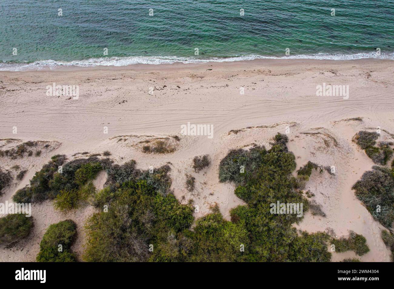 Baia e spiaggia intorno a San Carlos, Sonora, Messico. Comune di Nuevo Guaymas, Messico. rocky (foto di Luis Gutierrez/ Norte Photo/) ​ Bahia y playa alrededor de San Carlos, Sonora Messico. Municipio Nuevo Guaymas Messico . (Foto di Luis Gutierrez/ Norte Photo/) Foto Stock