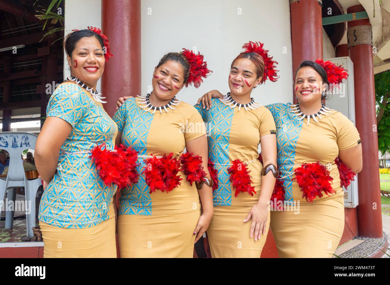 Giovani ballerine al Samoa Cultural Village, Beach Road, Apia, Upolu Island, Samoa Foto Stock