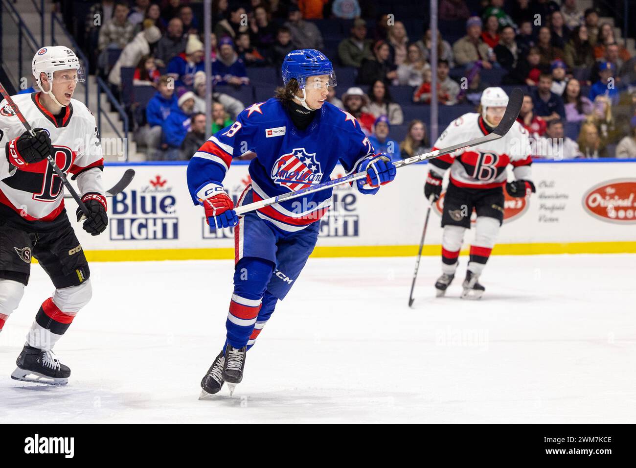 21 febbraio 2024: Viktor Neuchev (79) pattina il secondo periodo contro i Belleville Senators. I Rochester Americans ospitarono i Belleville Senators in una partita della American Hockey League alla Blue Cross Arena di Rochester, New York. (Jonathan tenca/CSM) Foto Stock