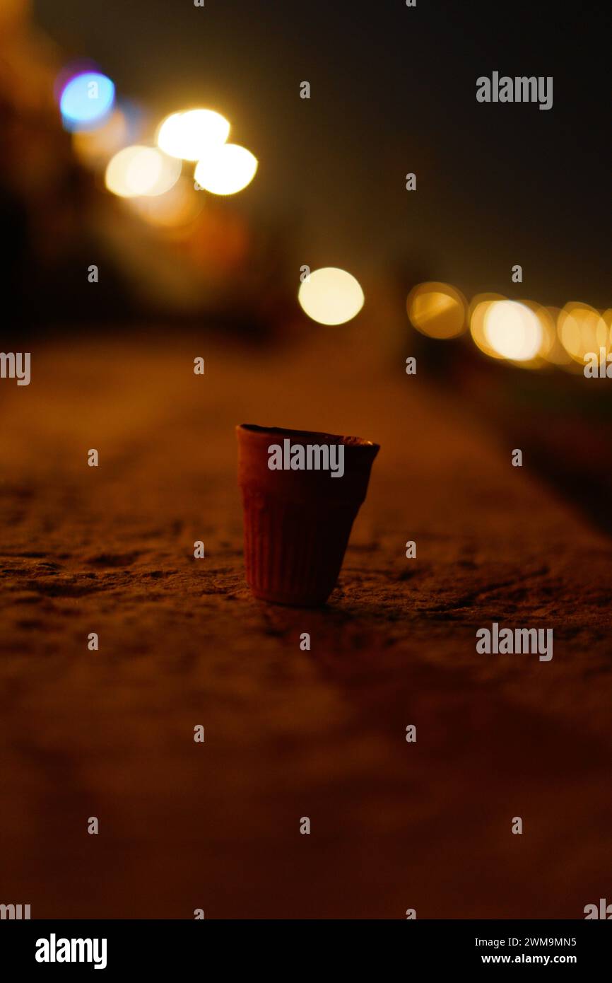 Kulhad Chai (tè in tazza di terra). Foto Stock