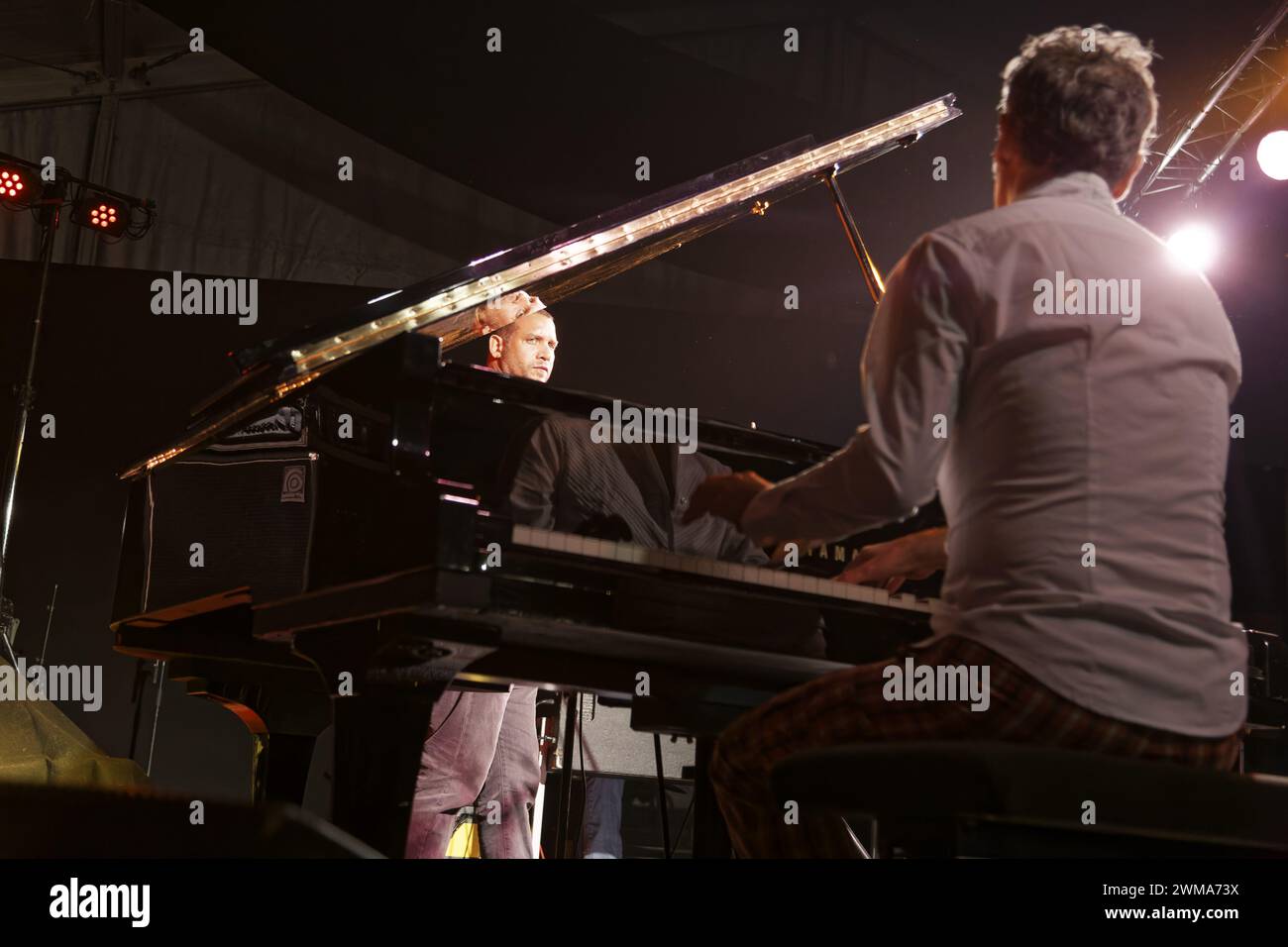 La Courneuve, Francia. 13 settembre 2014. Nico Morelli, Mike Ladd si esibiscono sul palco Jazz'Hum'Ah al Fête de l'Humanité di la Courneuve, Francia Foto Stock