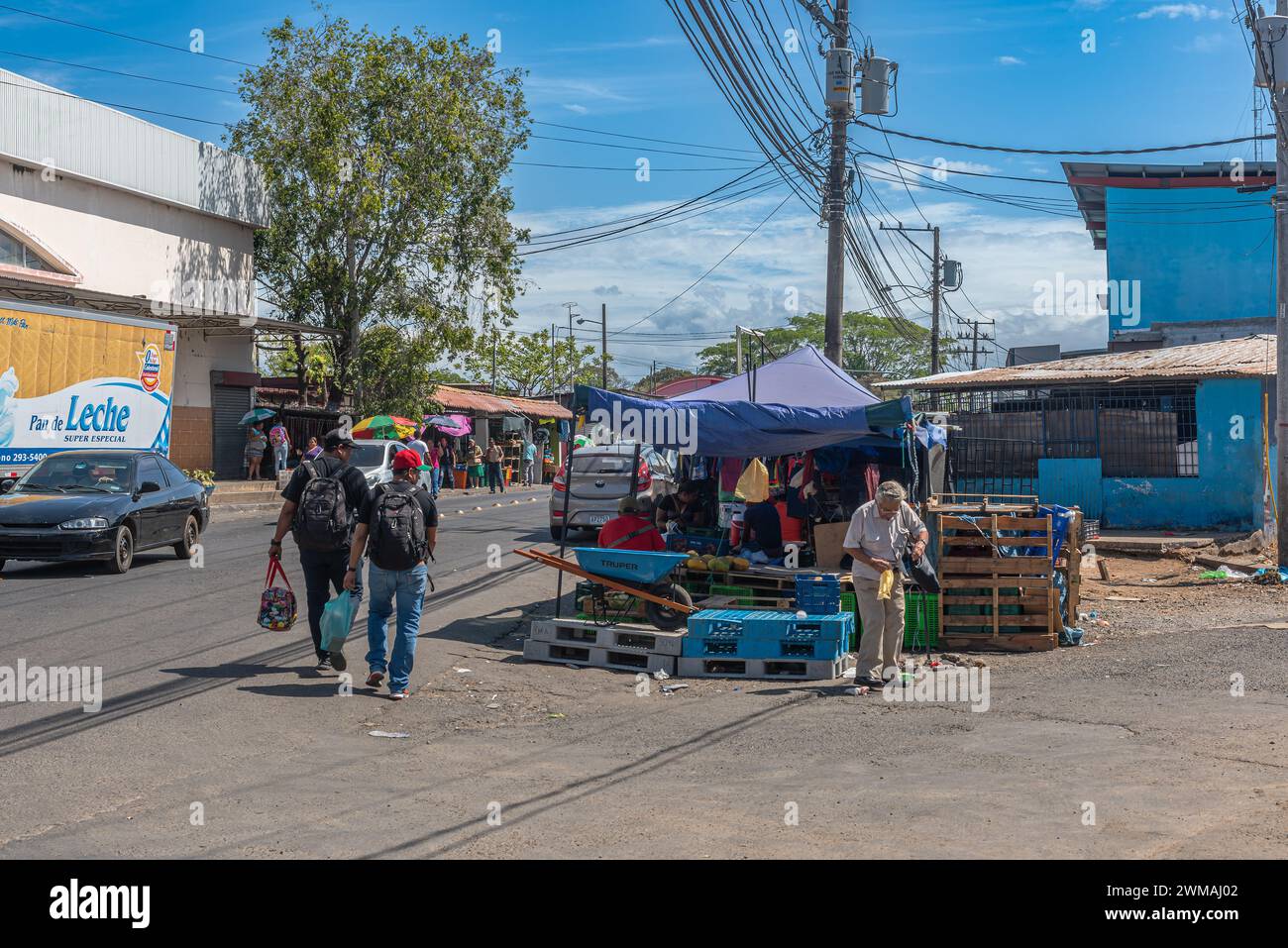 Negozi e venditori ambulanti a David, Chiriqui, Panama Foto Stock