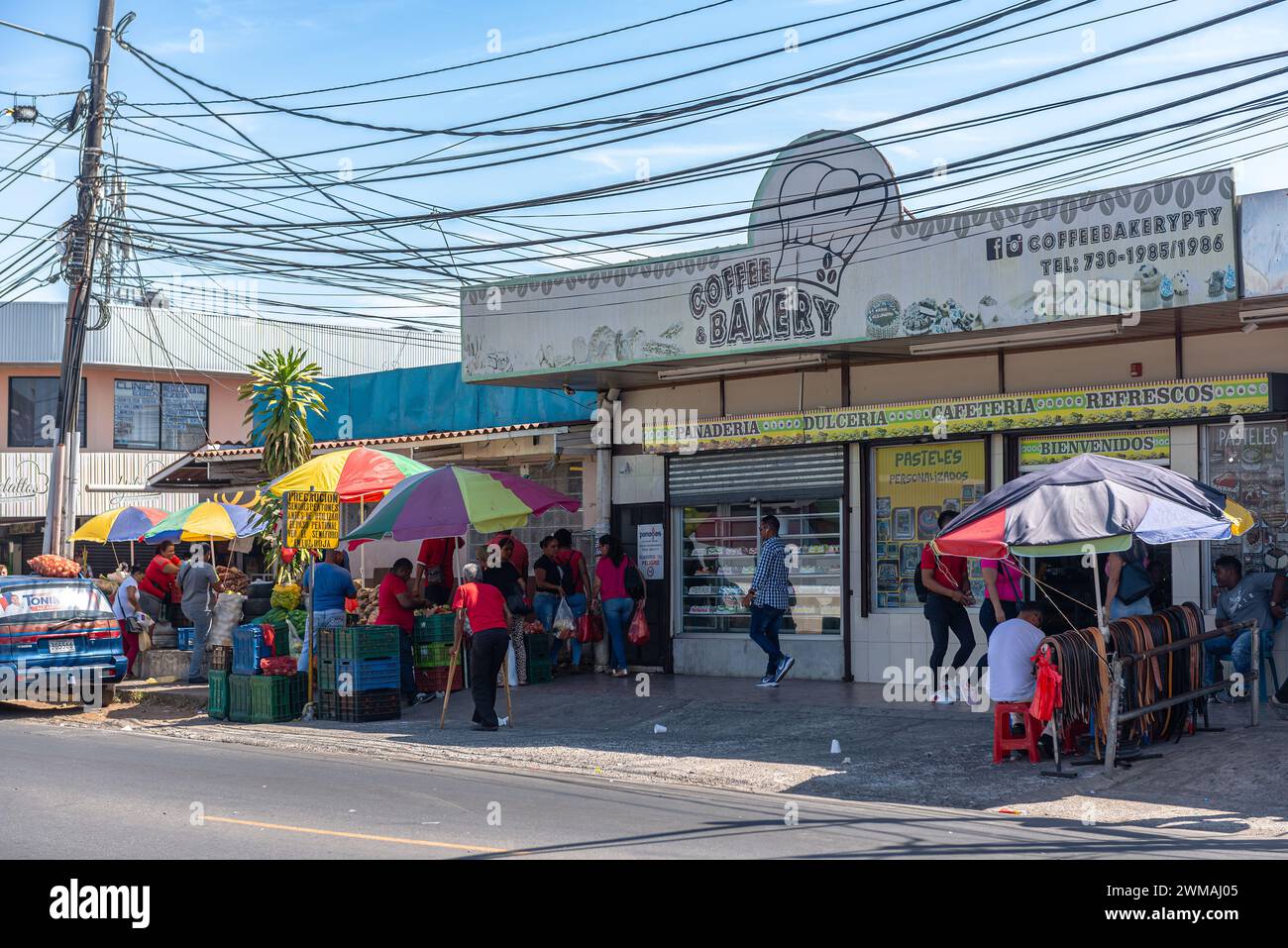 Negozi e venditori ambulanti a David, Chiriqui, Panama Foto Stock