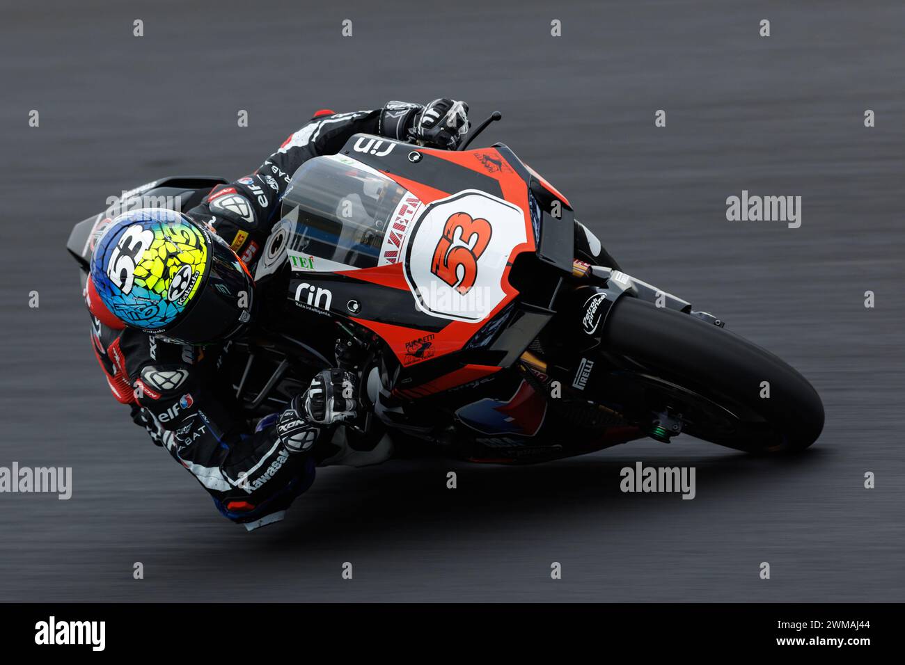 Phillip Island Grand Prix Circuit, 23 febbraio 2024: Tito Rabat (ESP) in sella alla Kawasaki ZX-10RR della Kawasaki Puccetti Racing in gara 2 durante il Campionato del mondo Superbike 2024. Corleve/Alamy Live News Foto Stock