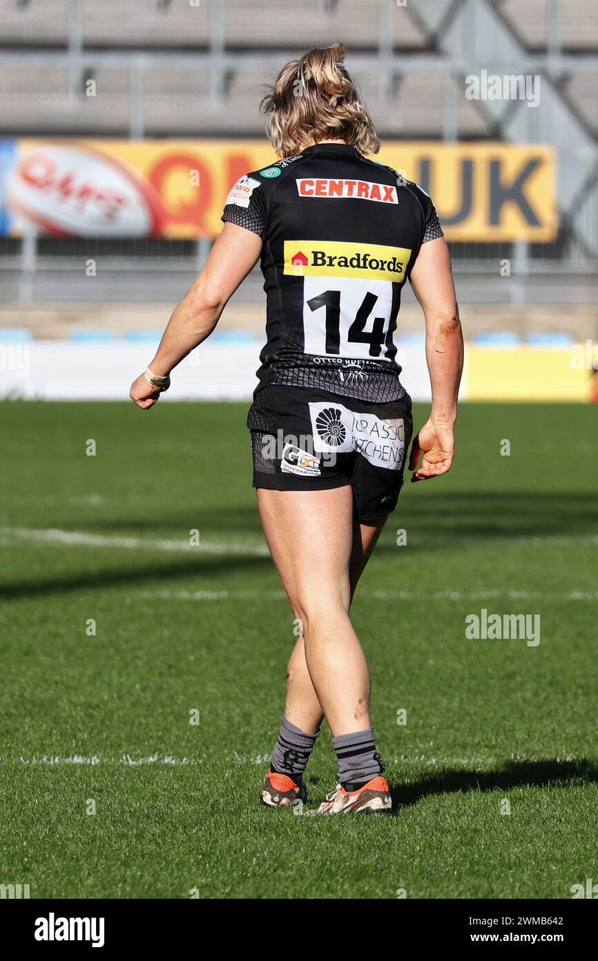 Exeter, Devon, Regno Unito. 24 febbraio 2024. Allianz Premiership Women's Rugby: Exeter Chiefs vs Harlequins Women at Sandy Park, Exeter, Devon, Regno Unito. Nella foto: Claudia MacDonald Credit: Nidpor/Alamy Live News Foto Stock