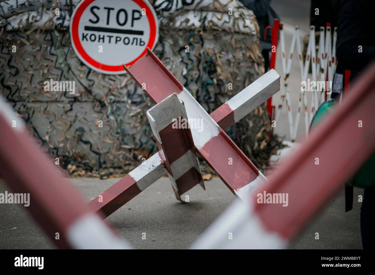 Mykolaiv, Ucraina. 25 febbraio 2024. Scena di strada Mykolaiv. Mykolaiv, 25 febbraio 2024. Fotografato per conto del Foreign Office Credit: dpa/Alamy Live News Foto Stock